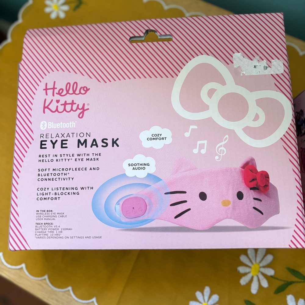 Hello Kitty Bundle - Picture 2 of 7